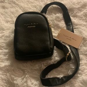 Cross body small purse for man or women.